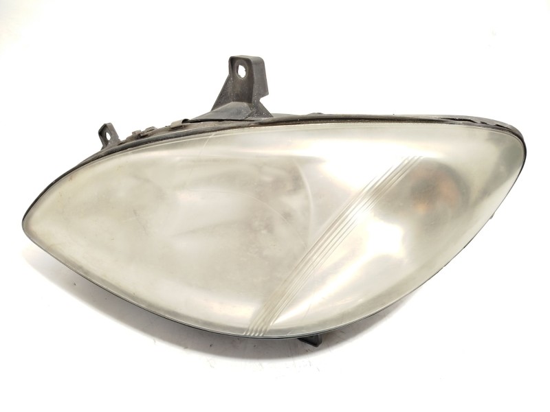 FARO IZQUIERDO A6398200161 