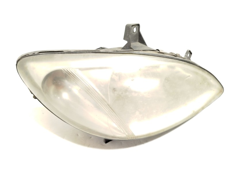 FARO DERECHO A6398200261 