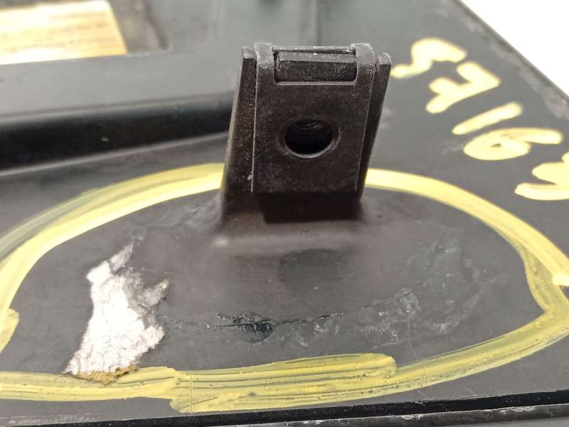 Recambio de moldura para audi r8 (4s3, 4sp) 5.2 fsi quattro referencia OEM IAM 4S8853060G  02453380000 - Amarillo 4