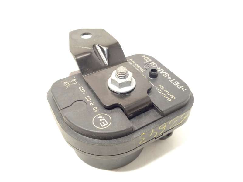 Recambio de modulo electronico para tesla model 3 ev referencia OEM IAM 109764300A - Blanco 2