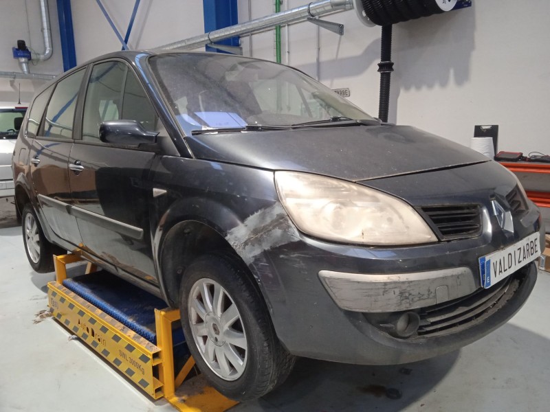 RENAULT GRAND SCÉNIC II (JM0/1_)
