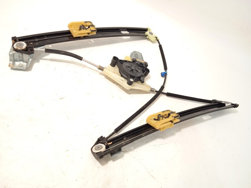 ELEVALUNAS DELANTERO IZQUIERDO 5FA837461D 5Q0959801C 