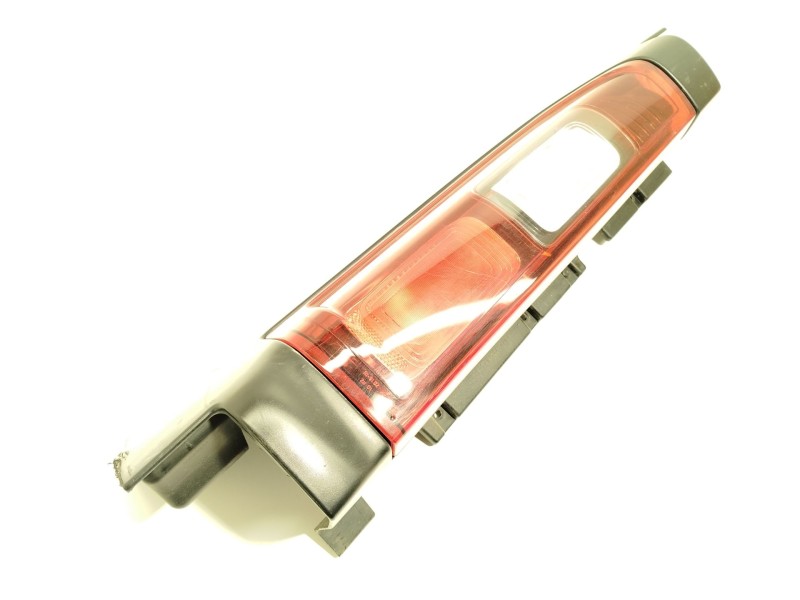 PILOTO TRASERO IZQUIERDO 93867974 