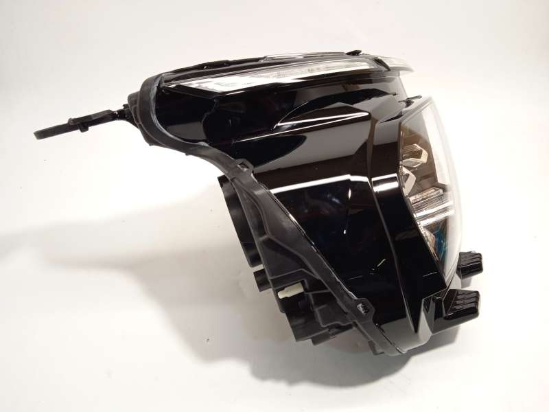 Recambio de faro derecho para citroën c4 iii 1.2 referencia OEM IAM 9830649280  73374698 4