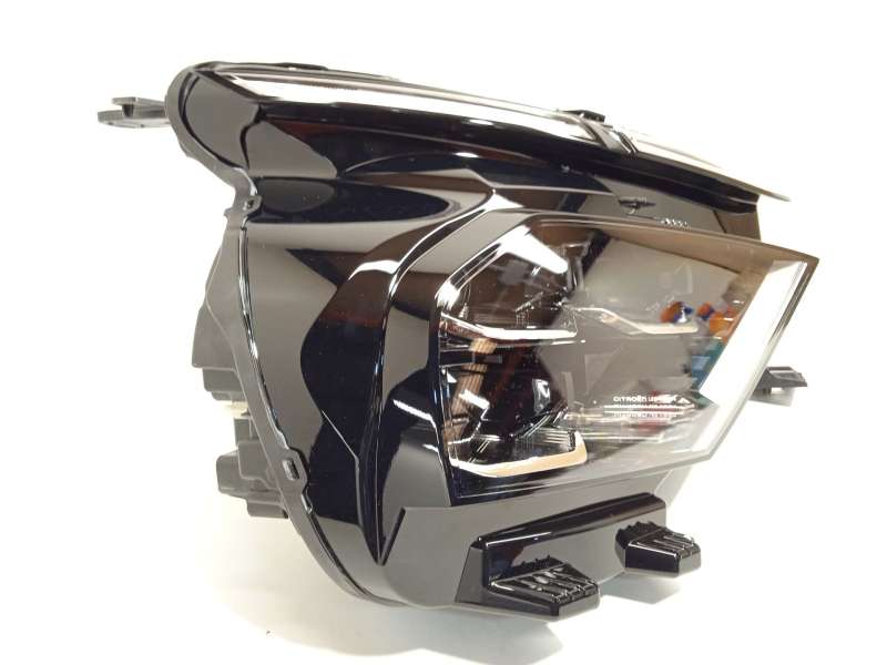 Recambio de faro derecho para citroën c4 iii 1.2 referencia OEM IAM 9830649280  73374698 3