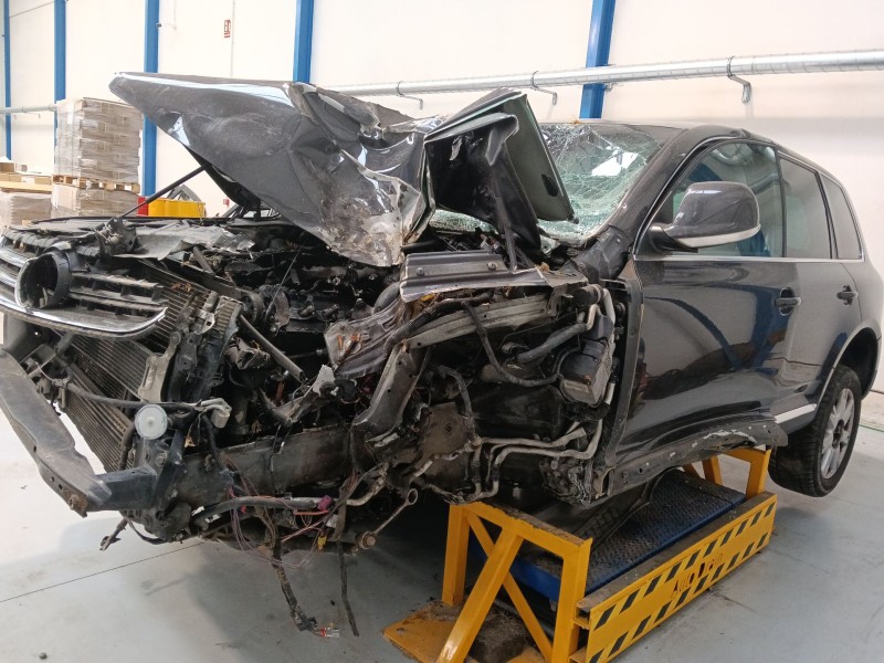 VOLKSWAGEN TOUAREG (7LA, 7L6, 7L7)