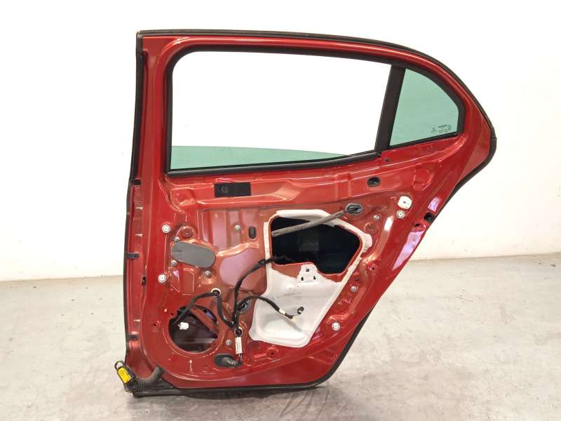 Recambio de puerta trasera derecha para renault megane iv hatchback (b9a/m/n_) 1.2 tce 130 (b9mr) referencia OEM IAM 821006310R - Rojo 5