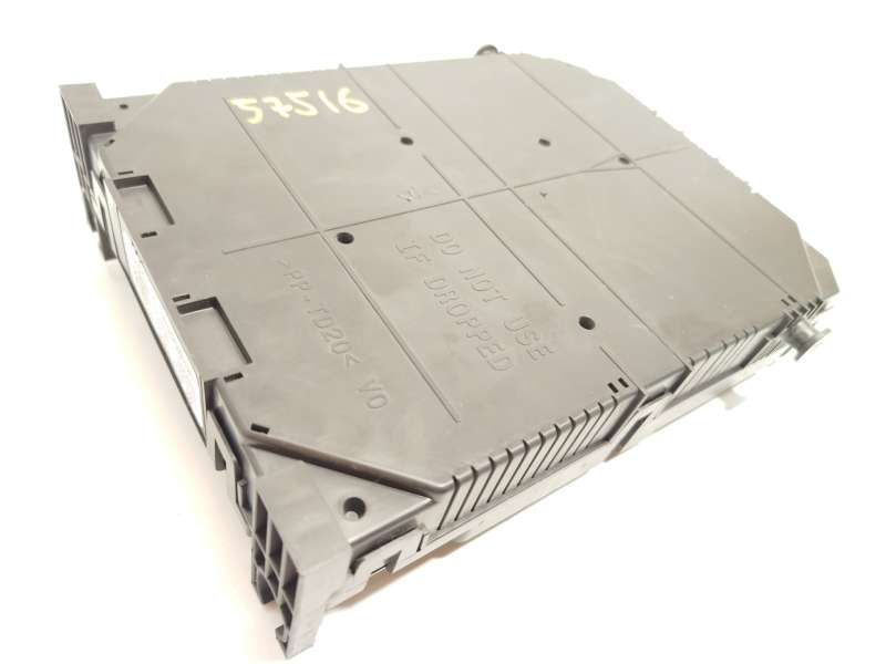 Recambio de caja reles / fusibles para citroën c3 iii (sx) 1.6 bluehdi 75 referencia OEM IAM 9819851180  28550122 - Plata 4
