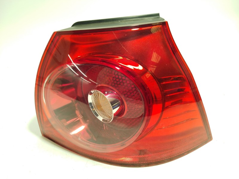 PILOTO TRASERO DERECHO 1K6945096AA 