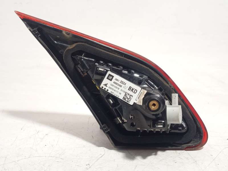 Recambio de piloto trasero derecho interior para opel corsa e (x15) 1.4 (08, 68) referencia OEM IAM 39012624  46003466 - Blanco 3