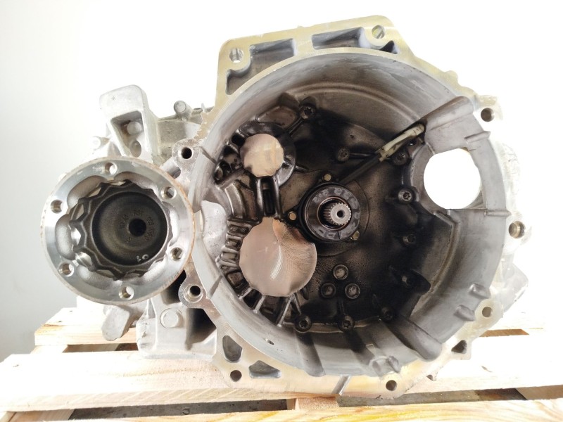 CAJA CAMBIOS VCE 0C9300045D FM6C9015