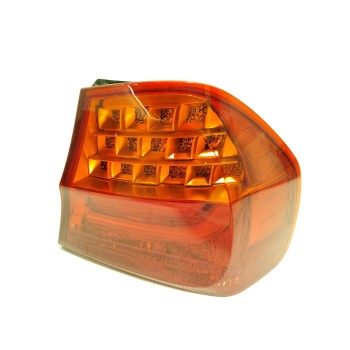 Recambio de piloto trasero derecho para bmw 3 (e90) 330 d referencia OEM IAM 63214871732  