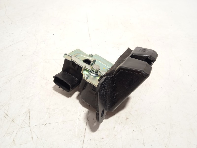 CERRADURA MALETERO / PORTON 812301H000 