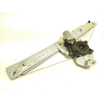 ELEVALUNAS DELANTERO DERECHO 807206951R 7210ESTR002A 