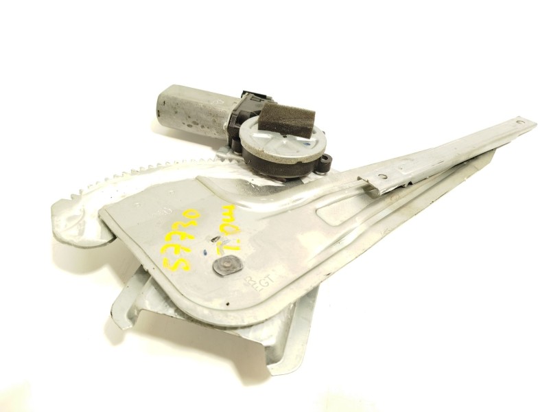 ELEVALUNAS TRASERO DERECHO 827206992R 7050EGTR0021 