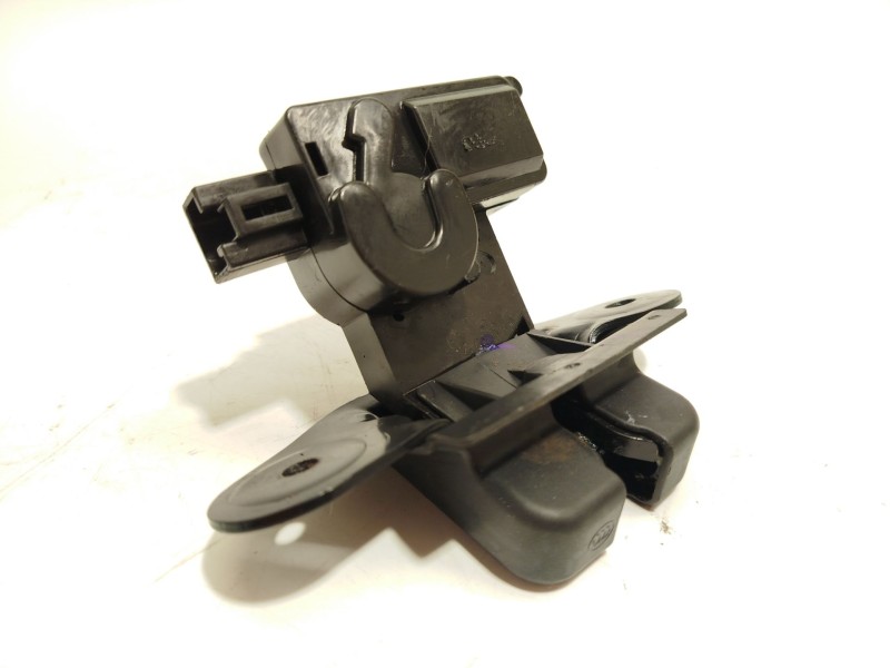 CERRADURA MALETERO / PORTON 905032305R 