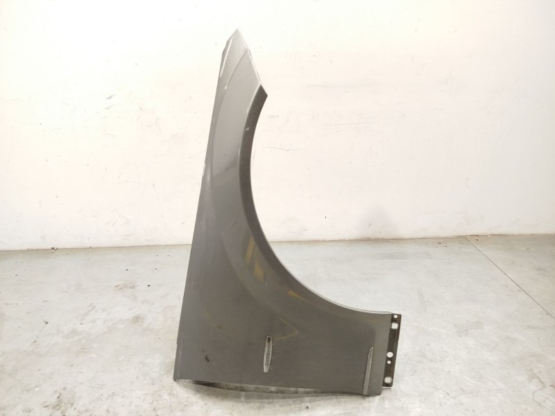 ALETA DELANTERA DERECHA A2048801418 