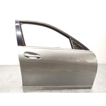 PUERTA DELANTERA DERECHA A2047200205 