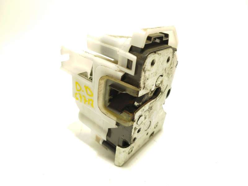 CERRADURA PUERTA DELANTERA DERECHA 51810883 