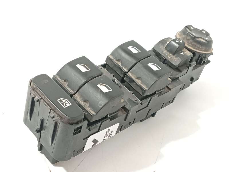 Recambio de mando elevalunas delantero izquierdo para peugeot 3008 ii suv (mc_, mr_, mj_, m4_) 1.5 bluehdi 130 referencia OEM IA