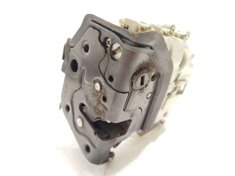 CERRADURA PUERTA TRASERA IZQUIERDA 8X0839015E 