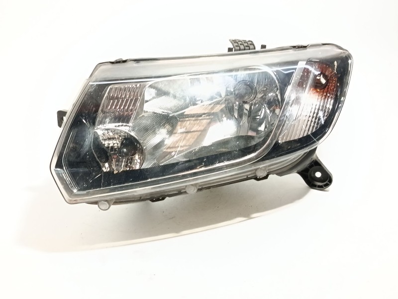 FARO IZQUIERDO 260601236R 