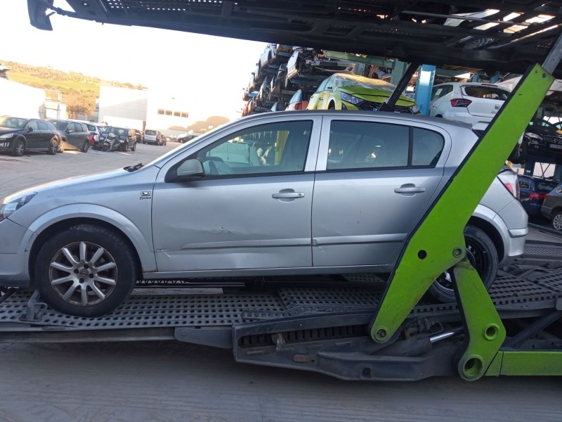 OPEL ASTRA H (A04)