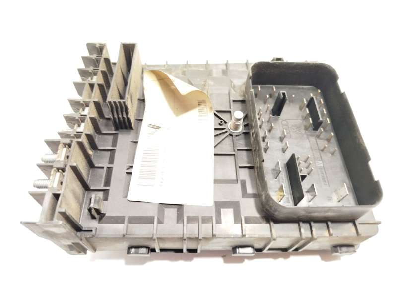 Recambio de caja reles / fusibles para volkswagen tiguan (5n_) 2.0 tdi 4motion referencia OEM IAM 1K0937125A 4