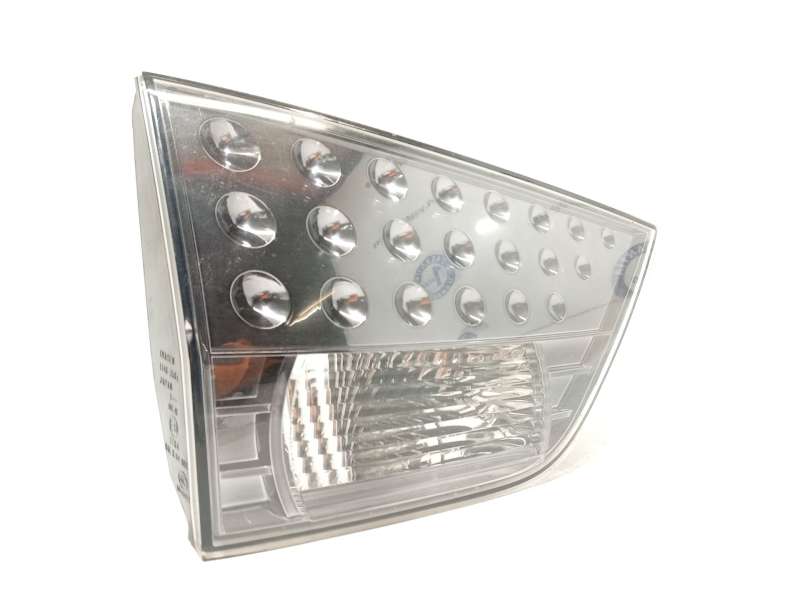 Recambio de piloto trasero izquierdo interior para mitsubishi outlander ii (cw_w) 2.2 di-d 4wd referencia OEM IAM 8331A005
