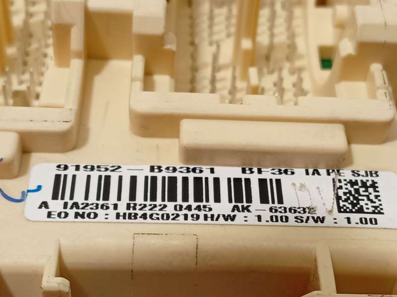 Recambio de caja reles / fusibles para hyundai i10 ii (ba, ia) 1.2 referencia OEM IAM 91952B9361 4