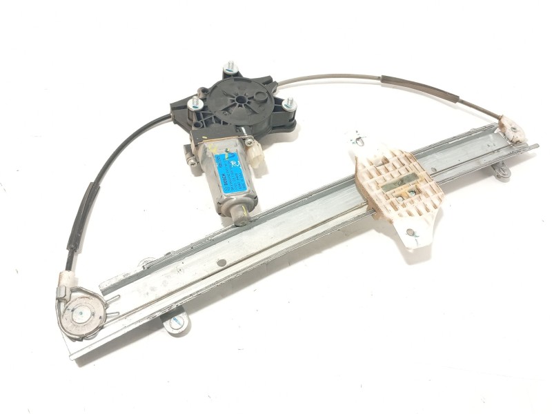 ELEVALUNAS DELANTERO DERECHO 82402B4110 82460B4000 82403B4110