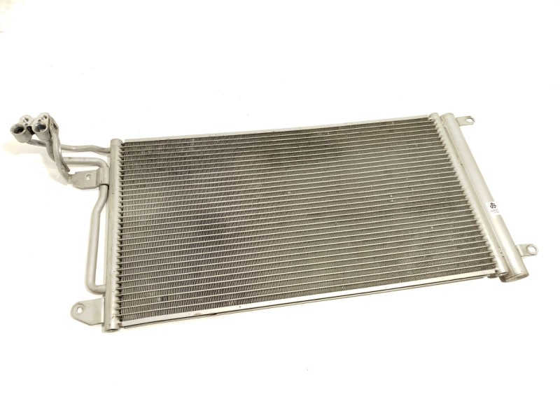 CONDENSADOR / RADIADOR AIRE ACONDICIONADO 6R0820411T 