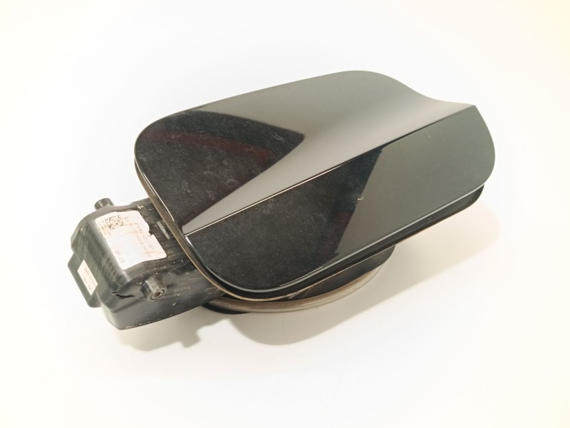TAPA EXTERIOR COMBUSTIBLE 5FA809905JGRU 