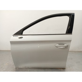 PUERTA DELANTERA IZQUIERDA 5FA831051B 