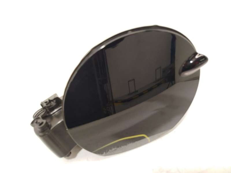 TAPA EXTERIOR COMBUSTIBLE L1TBS27936BA 2414214 2449418