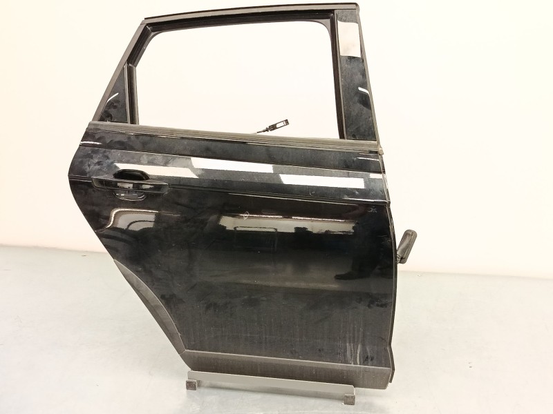 PUERTA TRASERA DERECHA 2G4833052R 
