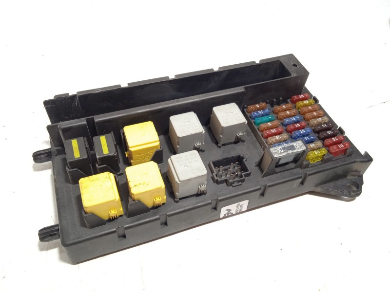 CAJA RELES / FUSIBLES A9065454301 5B0UJ0107