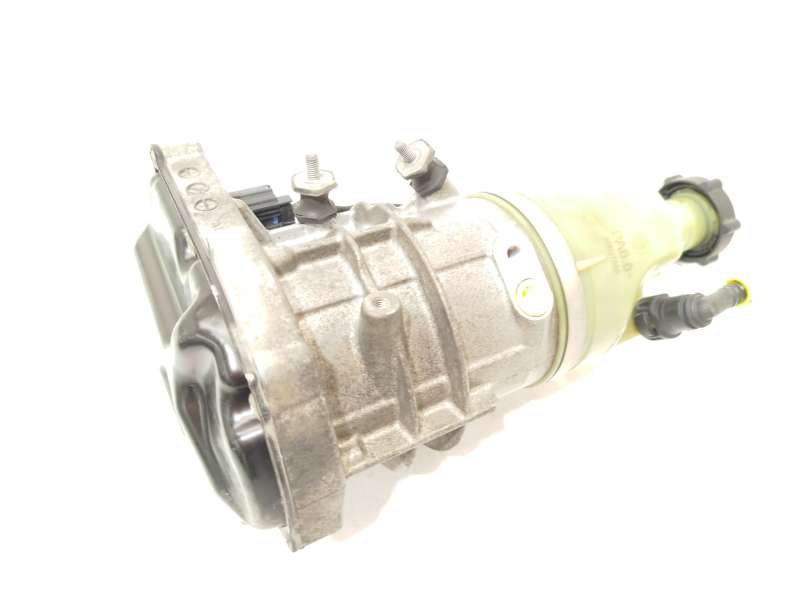 Recambio de bomba servodireccion para ford s-max (wa6) 2.0 tdci referencia OEM IAM BG913K514AC 1766236 2