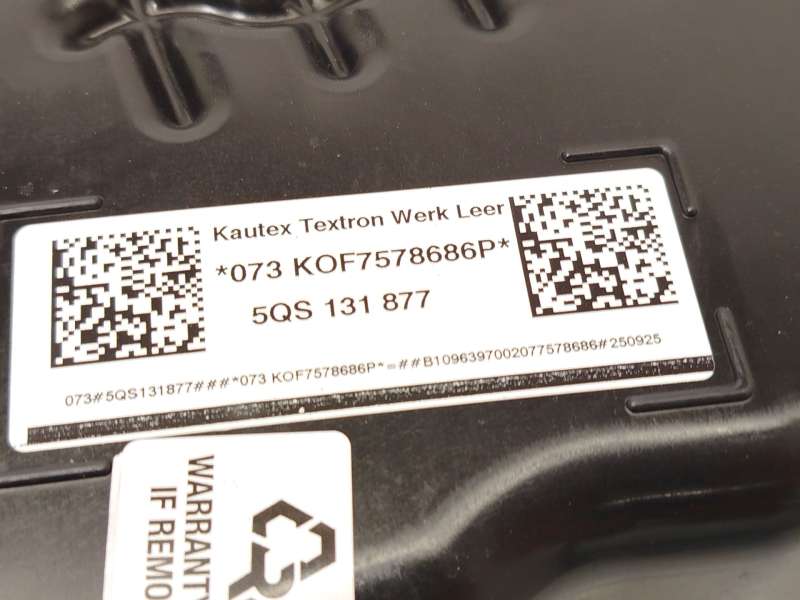 Recambio de deposito aditivo fap adblue para volkswagen tiguan 2,0 tig referencia OEM IAM 5QS131877 3