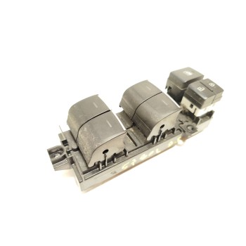 MANDO ELEVALUNAS DELANTERO IZQUIERDO 8404002160 