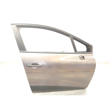 PUERTA DELANTERA DERECHA 801008302R 