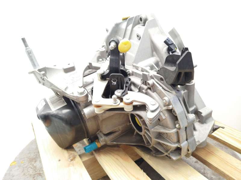 Recambio de caja cambios para dacia sandero iii 1.0 tce 90 referencia OEM IAM JH3928 320100777R - Blanco 2