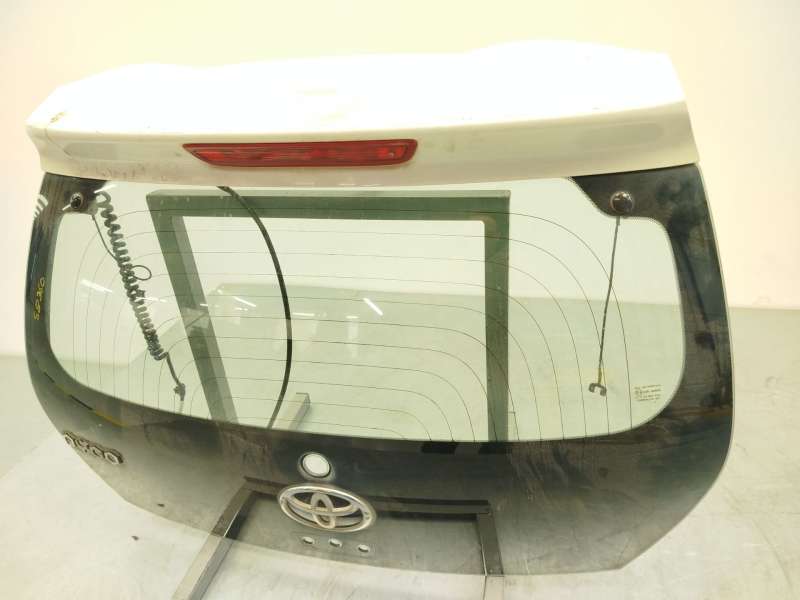 Recambio de porton trasero para toyota aygo (_b4_) 1.0 (kgb40) referencia OEM IAM 681050H160 670050H010 - Blanco 2