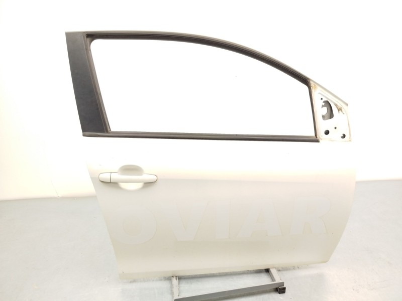PUERTA DELANTERA DERECHA 670010H050 