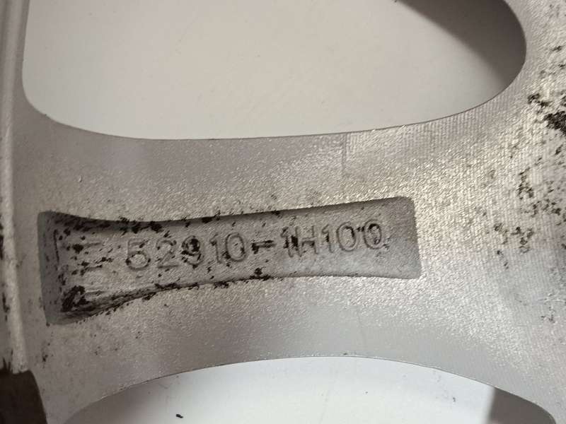 Recambio de llanta para kia cee'd hatchback (ed) 1.6 crdi 115 referencia OEM IAM 529101H100 7