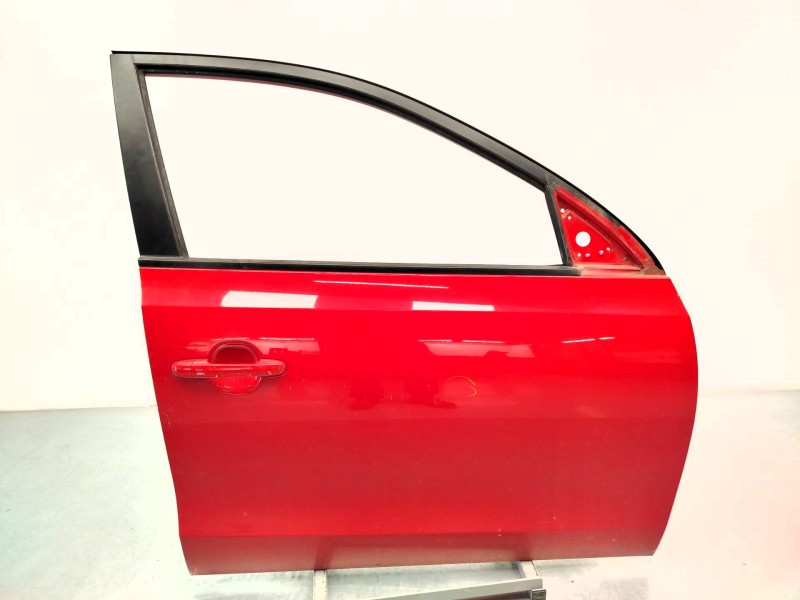 PUERTA DELANTERA DERECHA 760042L010 