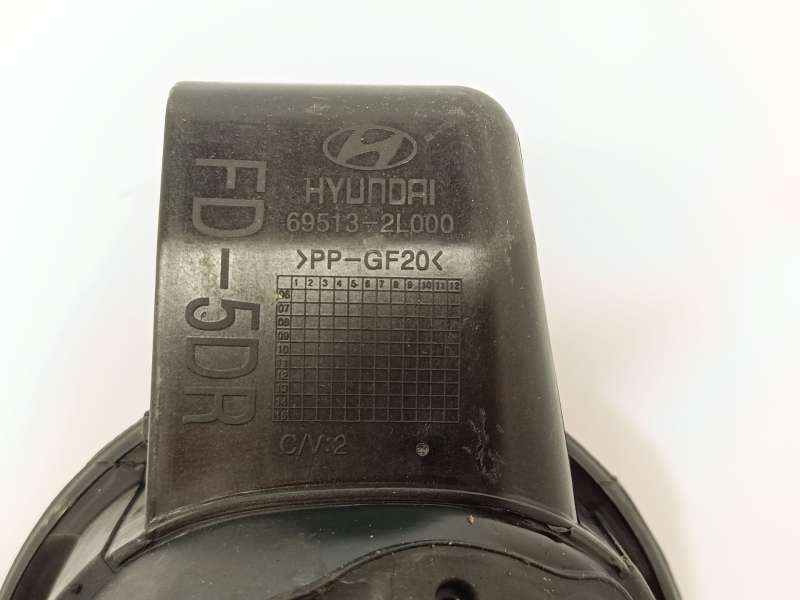 Recambio de tapa exterior combustible para hyundai i30 (fd) 1.6 crdi referencia OEM IAM 695132L000 - Rojo 3