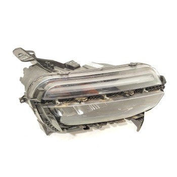 Recambio de faro derecho para jeep avenger referencia OEM IAM 52218715  