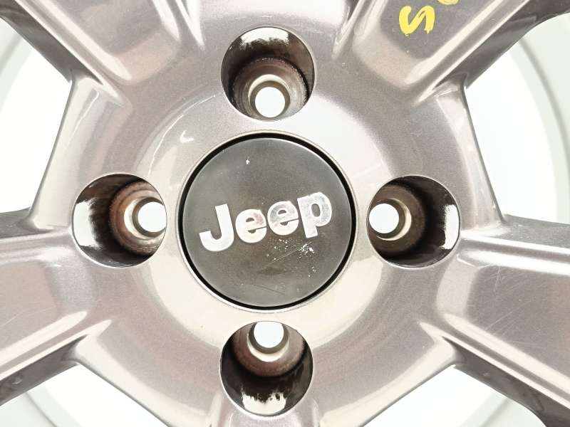 Recambio de llanta para jeep avenger referencia OEM IAM 52197380 - Negro 4