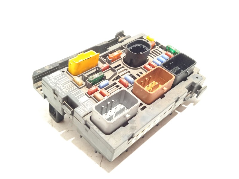 CAJA RELES / FUSIBLES 9666700480 